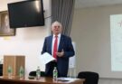 Депутаты Думы Владивостока приняли участие в сессии молодых ученых Института химии ДВО РАН