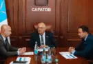 Глава Саратова обсудил развитие парковочного пространства