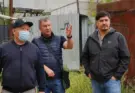 Глава Якутска Дмитрий Садовников посвятил объезд города сносу аварийного жилья.