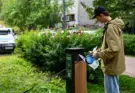 10 общественных территорий Мурманска оборудованы дог-боксами